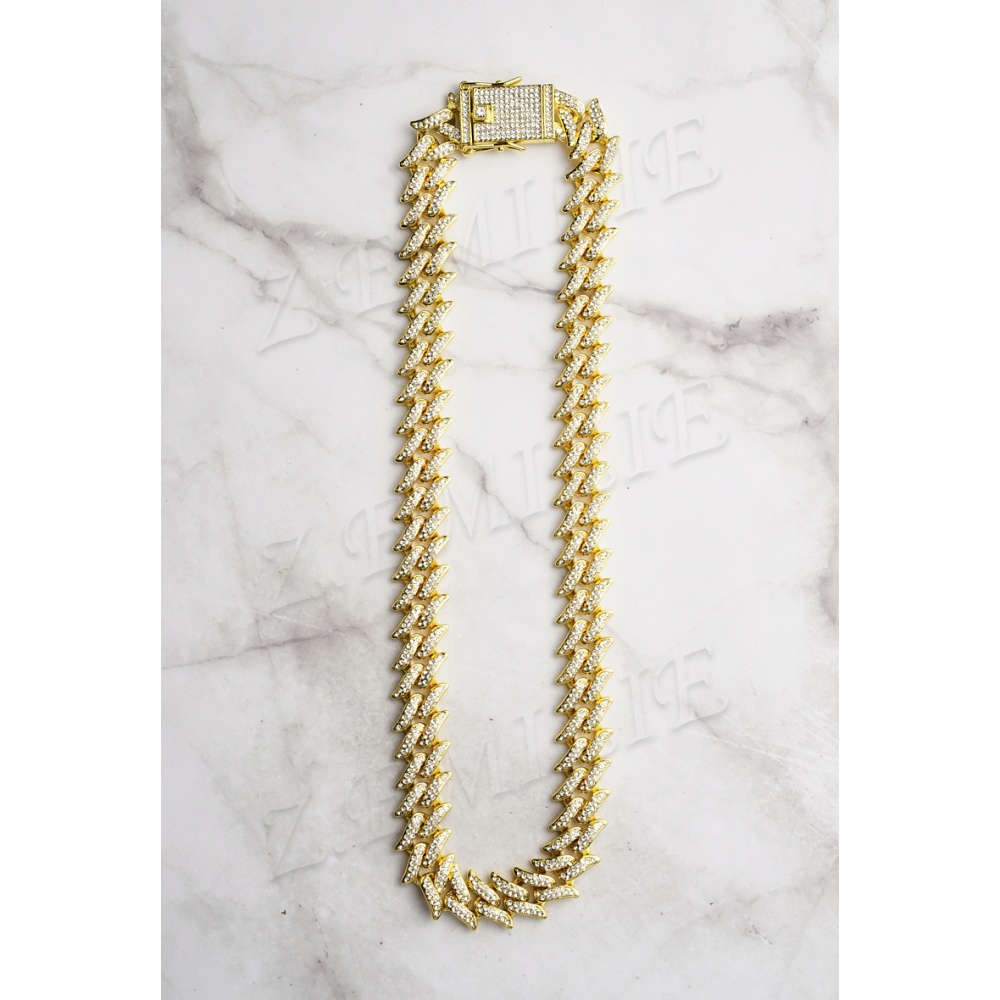 Collier Strass Multirangs Argenté - Occasion, Matière Verre, Style Festif